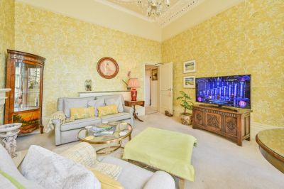 Muntham Luxury Holiday Apartments on The English Riviera - Apartment 2 - Living Room with SMART TV