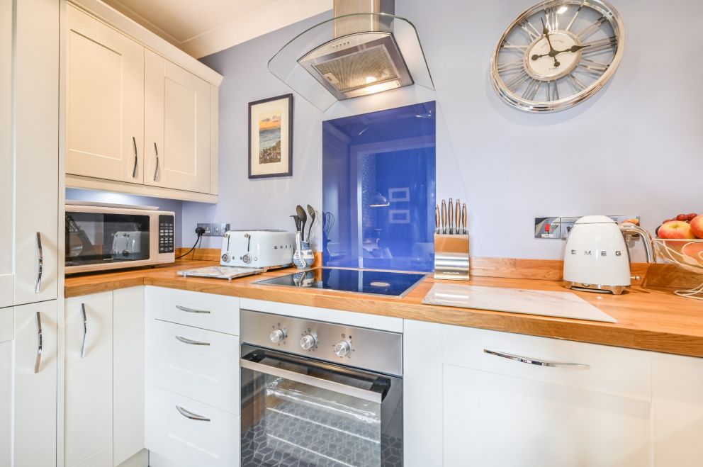 The Muntham Luxury Holiday Apartments in Torquay - Apartment 4 - Modern, well equipped kitchen.