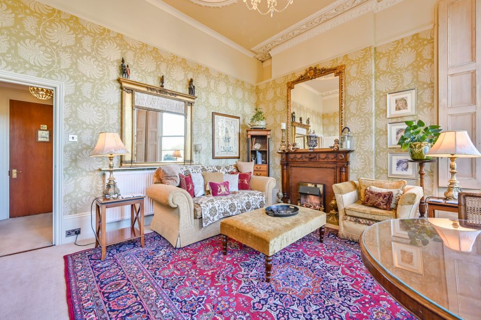 Muntham Luxury Holiday Apartment Rental in Torquay - Apartment 3 - Living Room