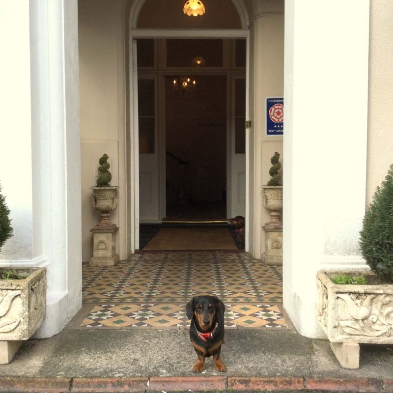 Acess Information for Muntham Apartments and Town House