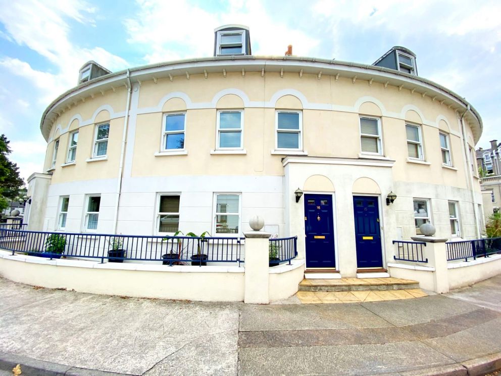 Lisburne Place Town House Holiday Rental