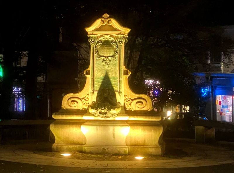 The Snellgrove Memorial in Wellswood