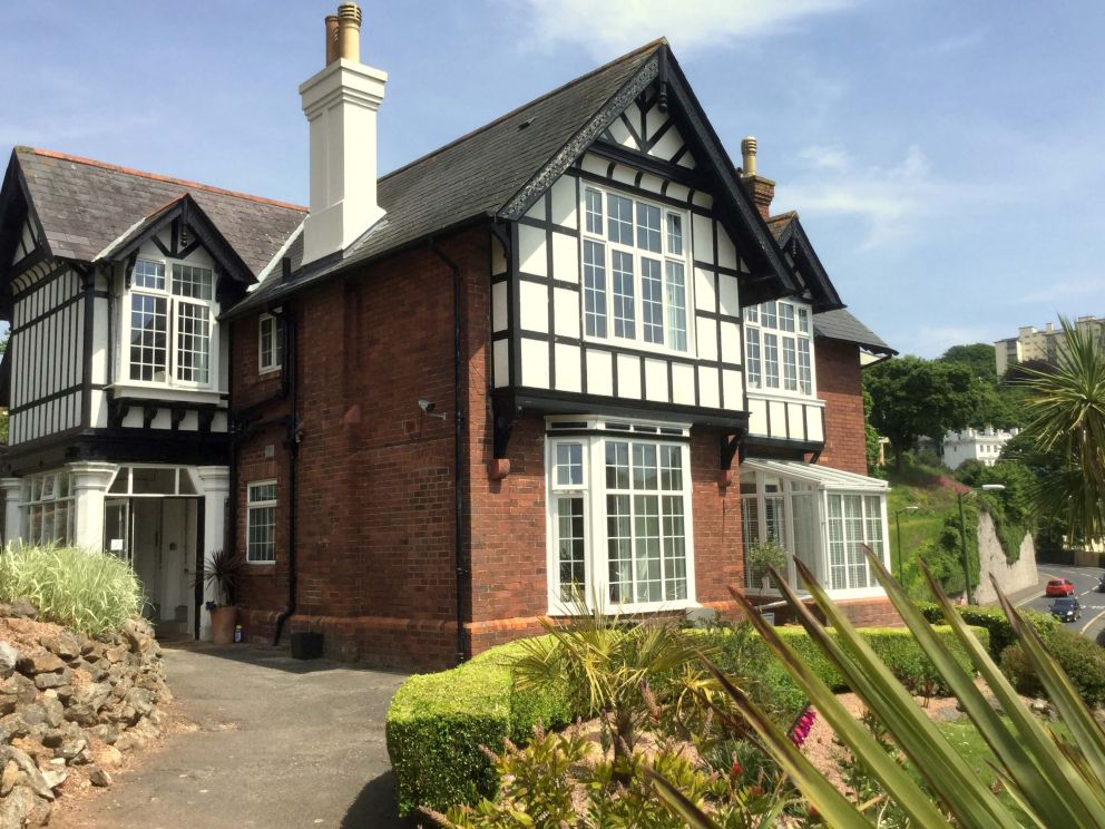 Historic Torquay Houses & Gardens Muntham Holiday Apartments